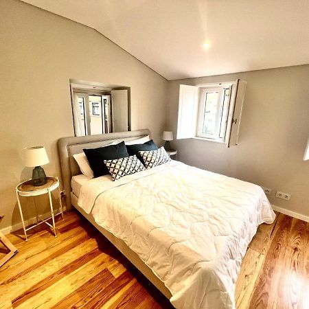 Discover Lisbons History - Stylish Apartment In Alfama Bagian luar foto