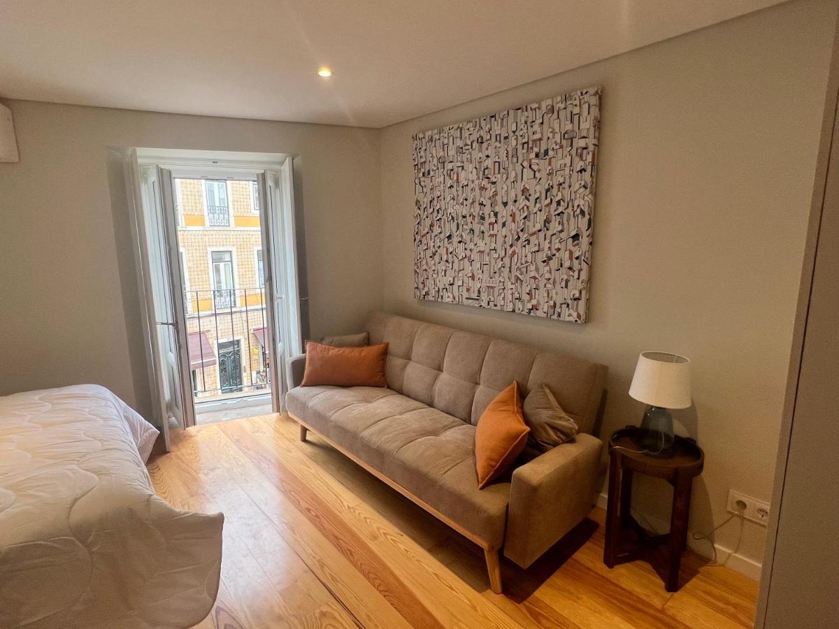 Discover Lisbons History - Stylish Apartment In Alfama Bagian luar foto
