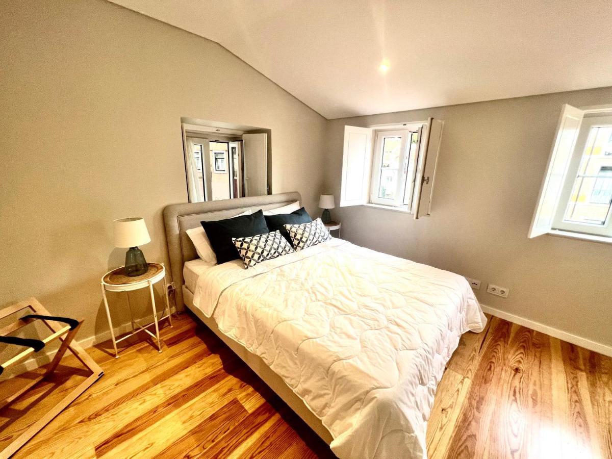 Discover Lisbons History - Stylish Apartment In Alfama Bagian luar foto